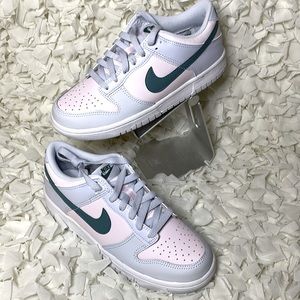 Nike Dunk Low Youth 5.5. Football Gray / Mineral Teal